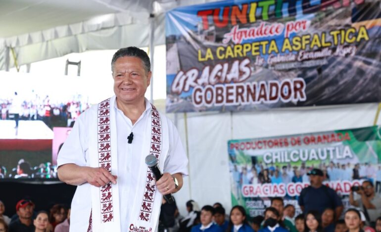 Julio Menchaca encabeza la edición número 100 de las Ferias de Servicios para el Pueblo