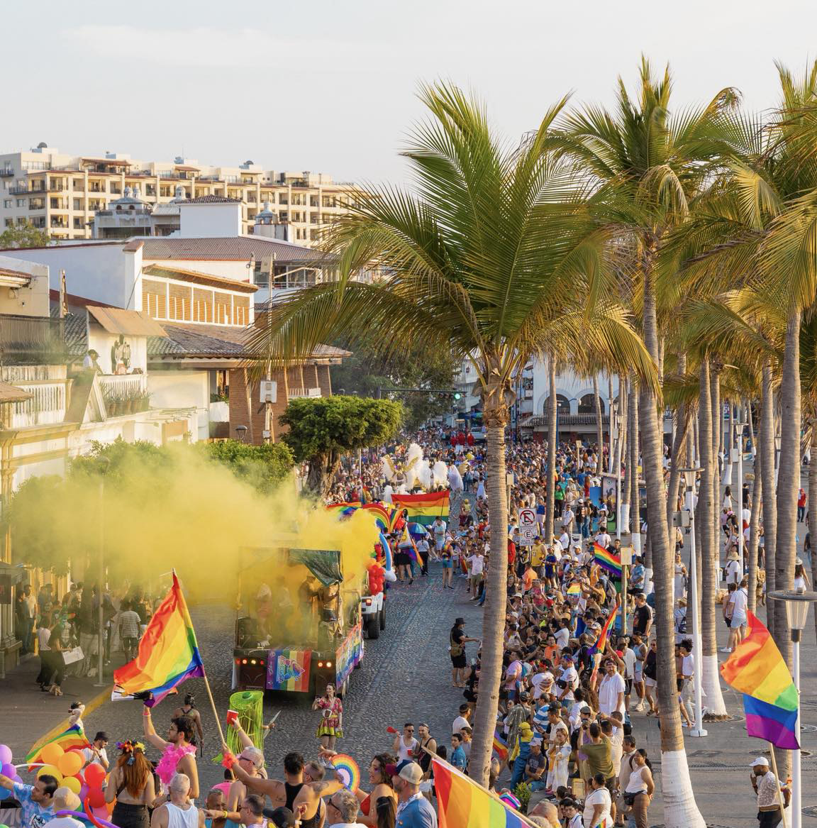 Celebran con éxito orgullo LGBT+ en Puerto Vallarta; comité organizador del Vallarta Pride reporta más de 40 mil visitantes.