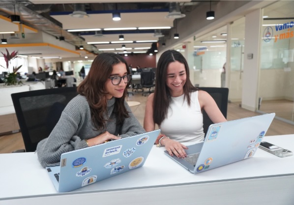 Guía Salarial de Buk revela qué perfiles están liderando la nueva competencia salarial