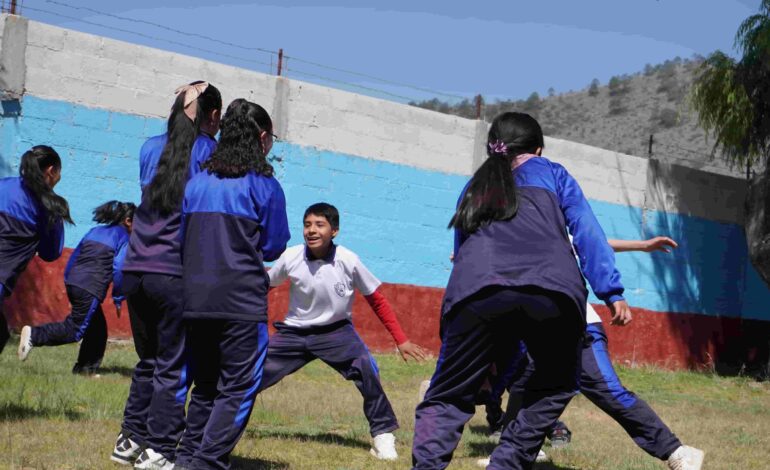 Ms de 2300 estudiantes participan en programa de tica y valores de Cox 1
