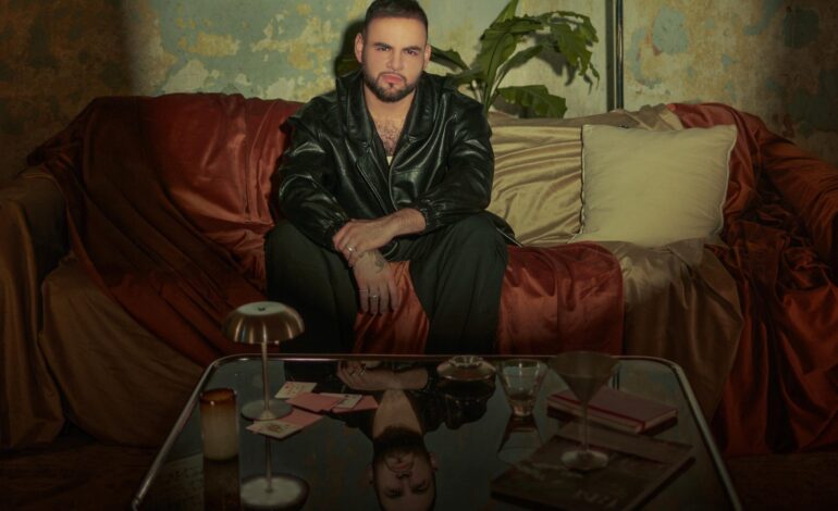 Taylor Díaz apuesta por el futuro de los conciertos con un “Silent Concert” exclusivo en PlayHaus de Totalplay