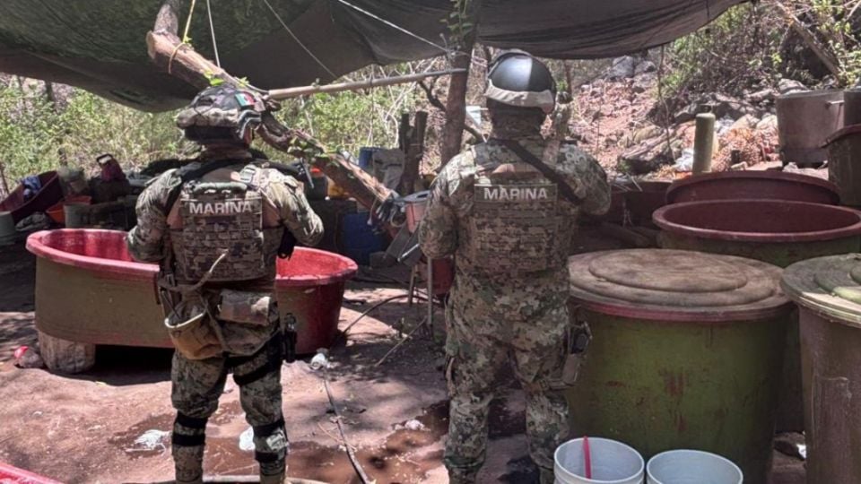 Hallan laboratorios clandestinos y decomisan 10 mil litros de precursores en Jalisco, Sinaloa y Nayarit; uno está ligado a «El Jardinero»