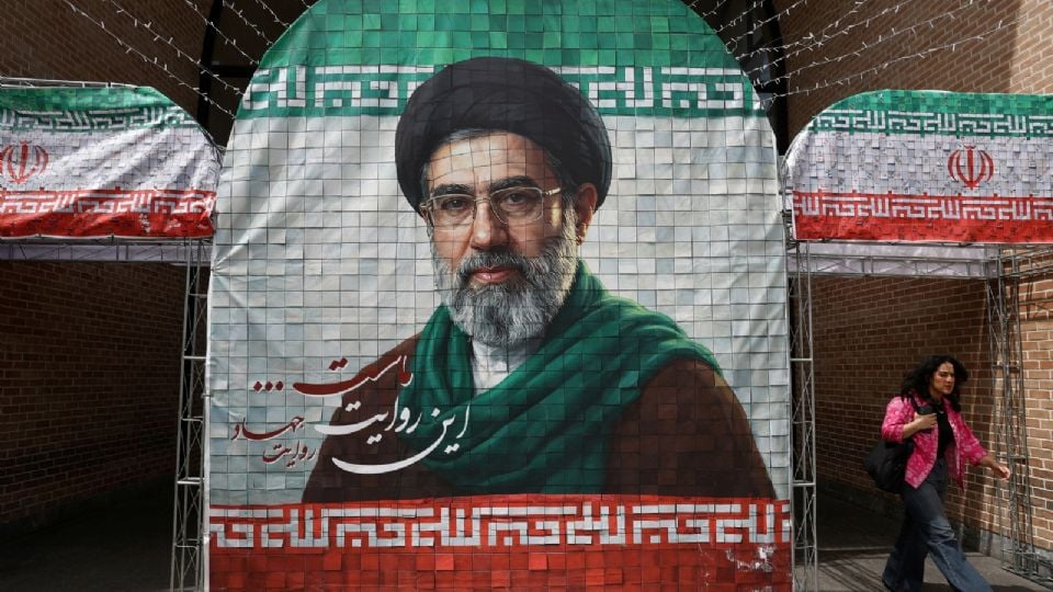 Mojtaba Jamenei, líder supremo de Irán, prohíbe enviar su uranio al extranjero, reporta Reuters