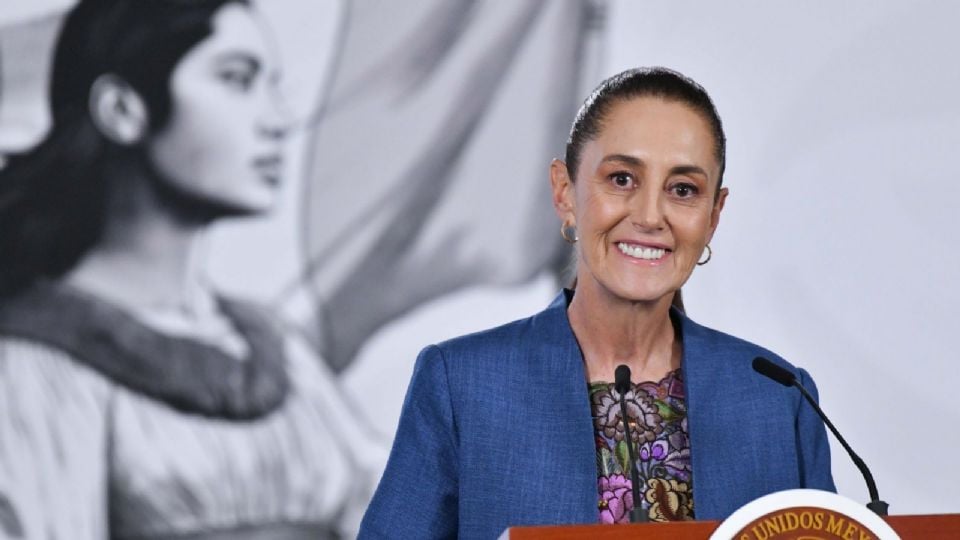 “Su opinión pesa”: Sheinbaum respalda critica de Slim de calificar como “irracional” la degradación de Moody’s