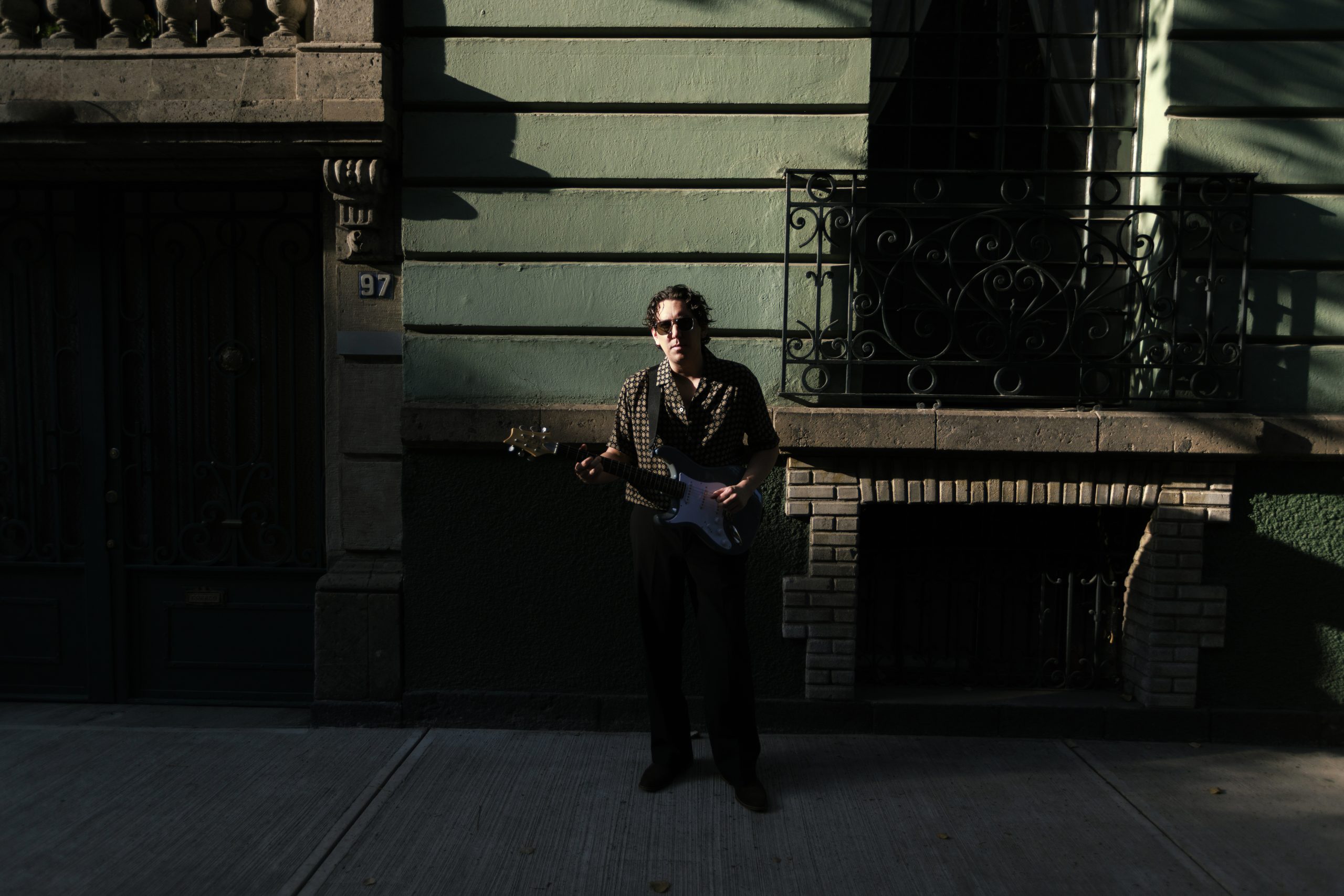 Borbolla presenta “tu silencio”