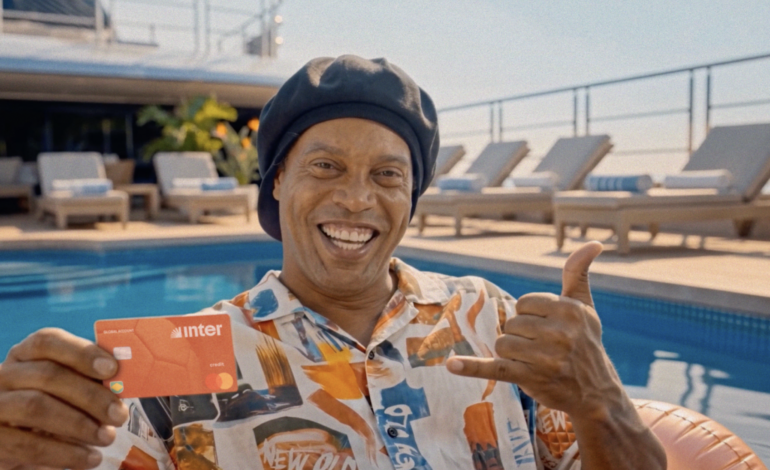 Inter apuesta por Ronaldinho para impulsar su expansión global y acercar sus servicios financieros a los viajeros internacionales