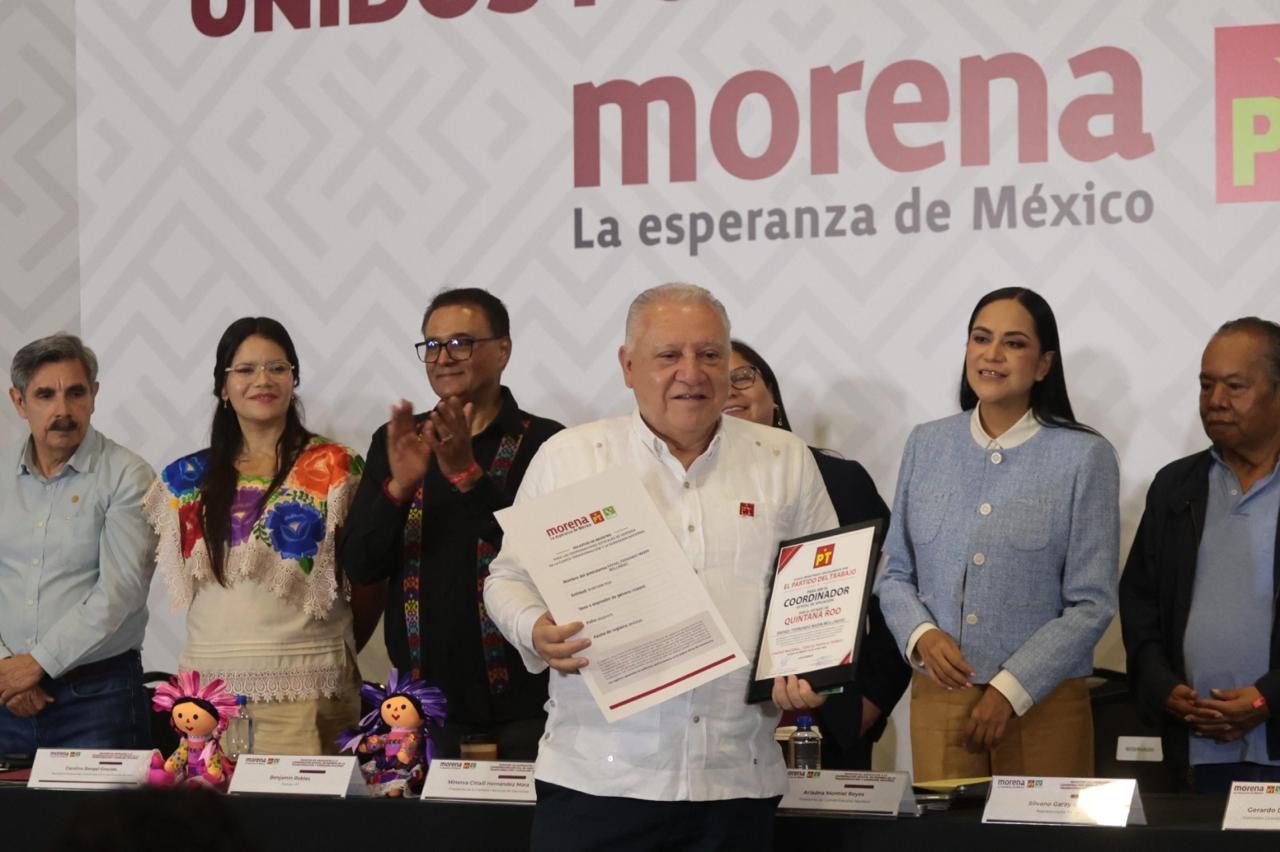 Rafael Marín se registra en Morena para buscar la coordinación en Quintana Roo