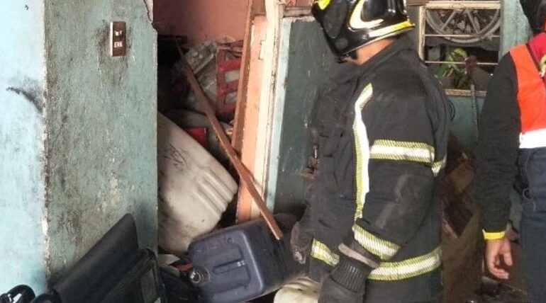 Explosión por acumulación de gas deja dos adultos mayores lesionados en Iztapalapa