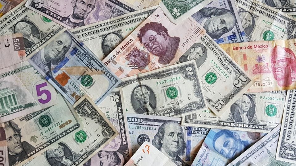 Caen 3.5% las remesas en México entre marzo y abril a 4 mil 978 millones de dólares