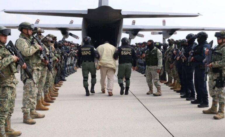 Al menos 13 líderes criminales enviados a EU piden su repatriación a Relaciones Exteriores