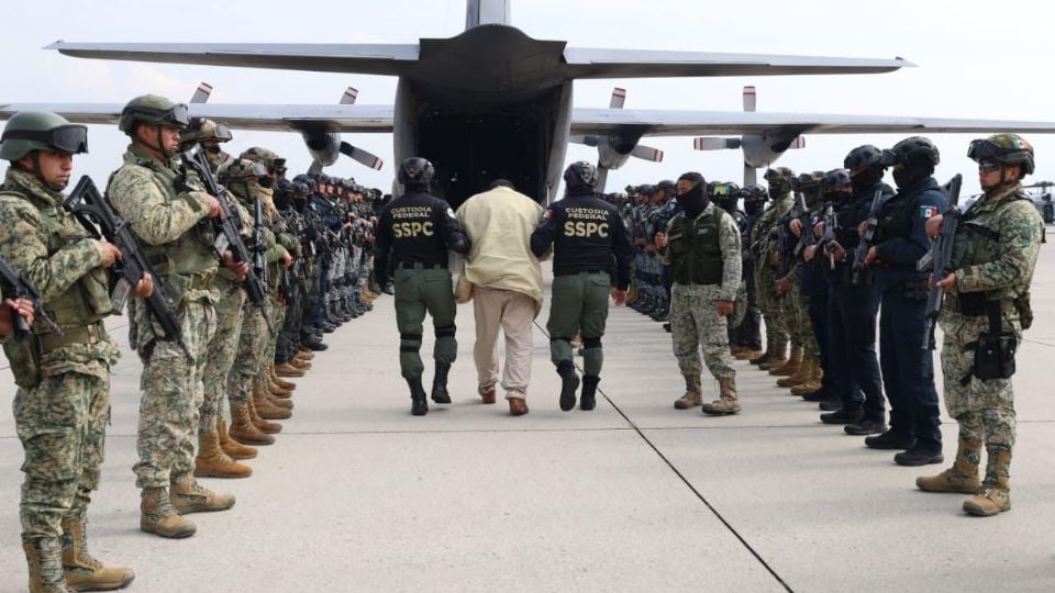 Al menos 13 líderes criminales enviados a EU piden su repatriación a Relaciones Exteriores