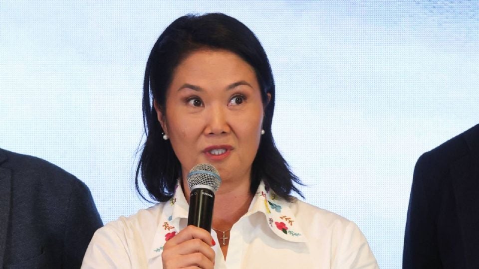 Continúa el escrutinio en Perú por segundo día: se mantiene el empate técnico entre Fujimori y Sánchez