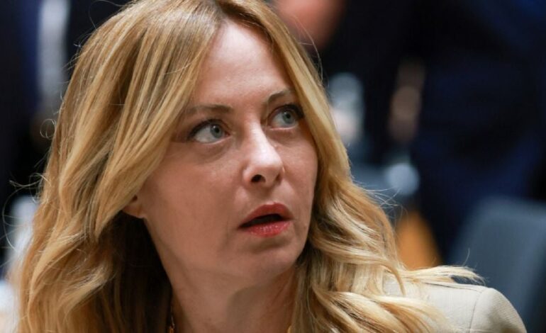 «Concéntrate en la tuya»: Meloni le responde a Trump tras nueva críticas sobre su popularidad en Italia