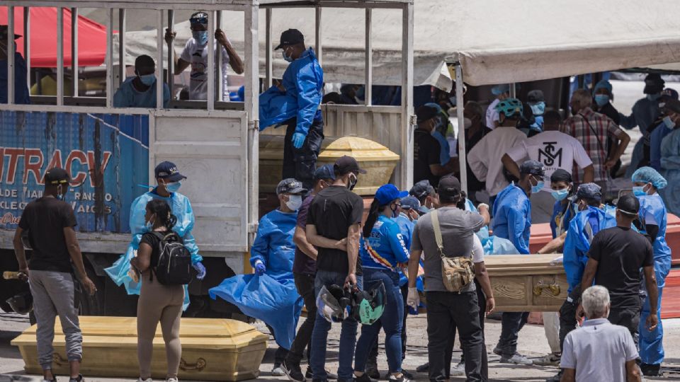 Asciende a mil 719 el número de personas muertas a cinco días del doble terremoto en Venezuela