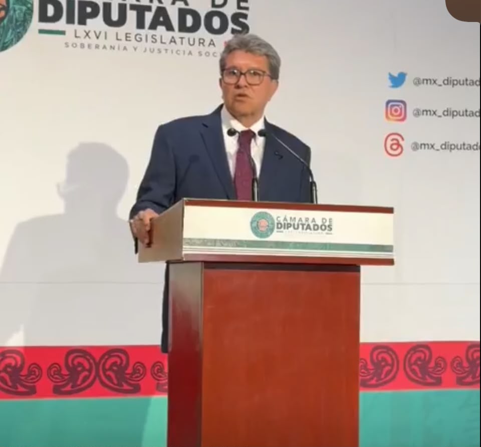 Monreal rechaza el espionaje ilegal y aclara que nunca señaló a periodistas