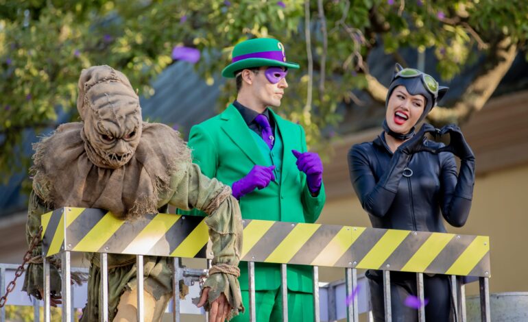 Six Flags México convierte el verano en un universo de superhéroes y villanos