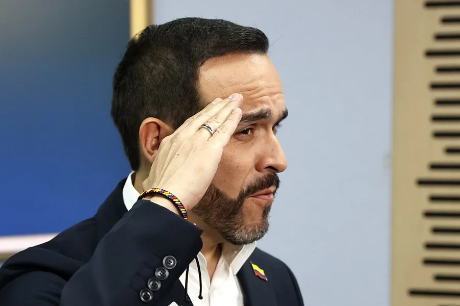 De la Espriella acusa a Petro de orquetar ‘golpe de Estado’ en Colombia
