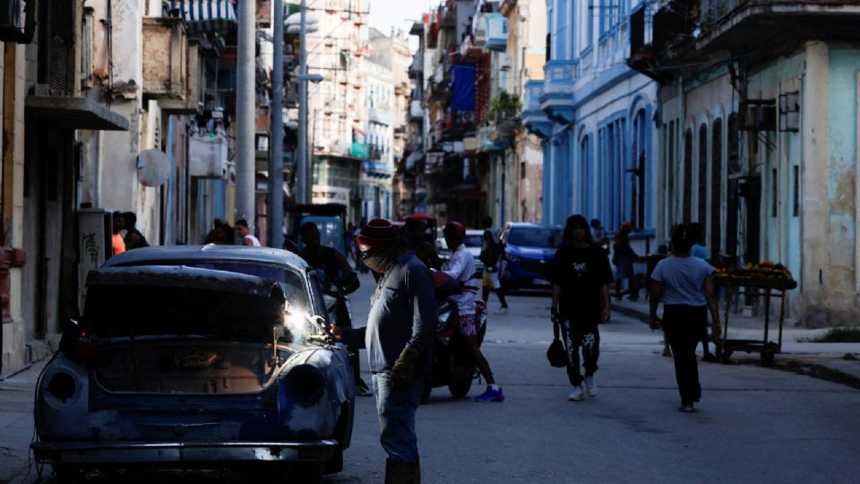 Toda la isla de Cuba se queda sin suministro eléctrico por tercera ocasión en el año