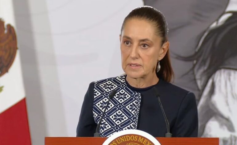Sheinbaum rechaza señalamientos de Stephen Miller: “En México gobierna el pueblo”