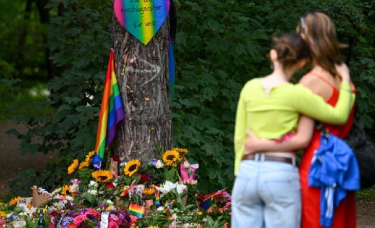 Investigan vínculos con Estado Islámico del presunto autor del atropellamiento masivo en desfile LGBT de Berlín