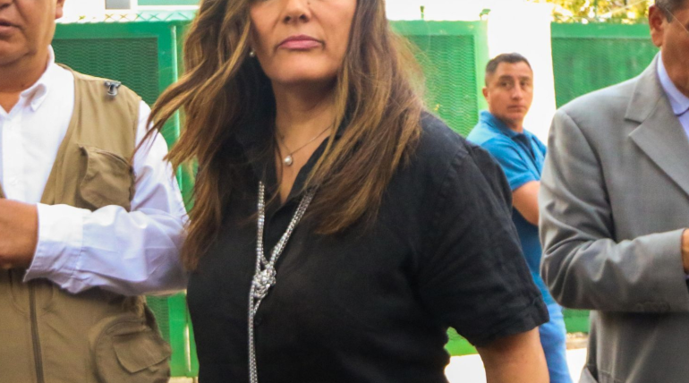 Nieta de Jorge González Camarena convoca a víctimas de despojo a formar ‘eslabón humano’