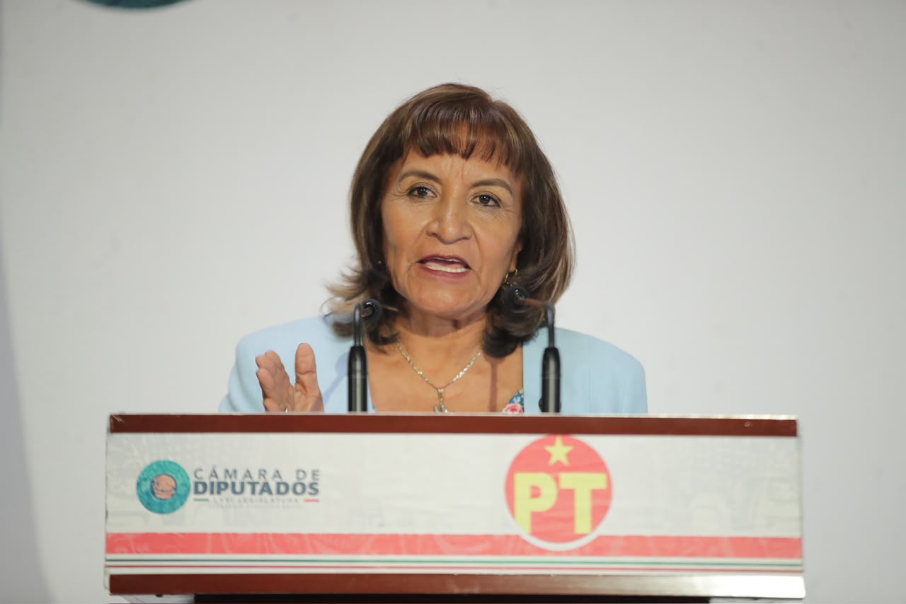 Informa Margarita García compromiso de Capufe con pobladores de San Pablo Huitzo, Oaxaca, para realizar acciones de saneamiento de aguas residuales