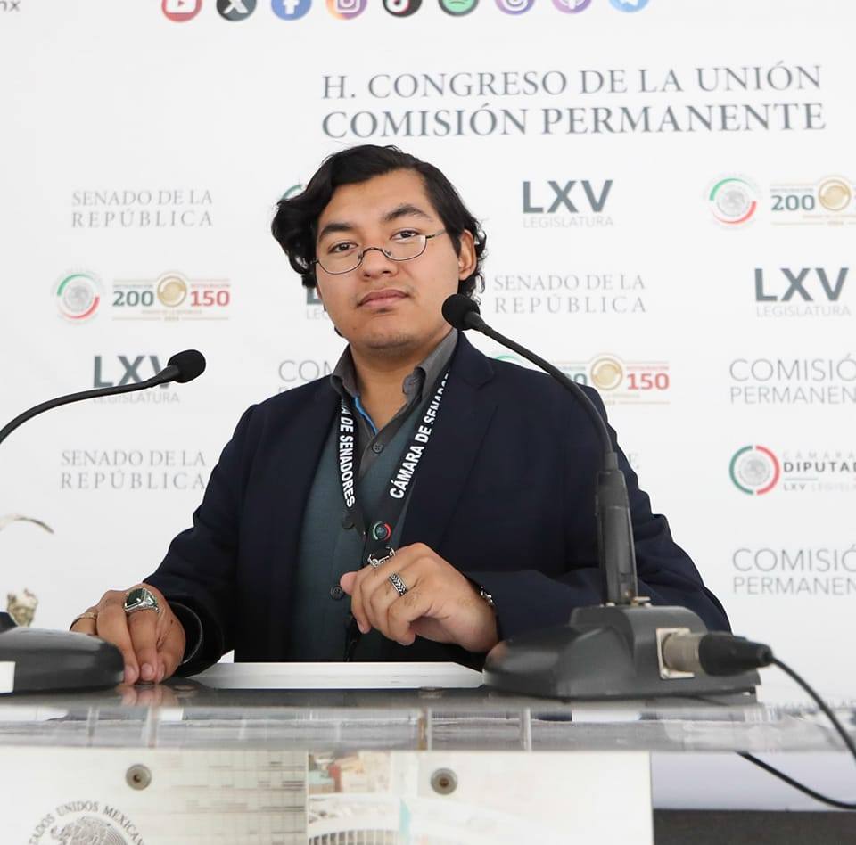 Julio Menchaca convoca a los tres Poderes a trabajar por Hidalgo: reconoció el trabajo del Tribunal Superior de Justicia para brindar certeza jurídica a las familias hidalguenses