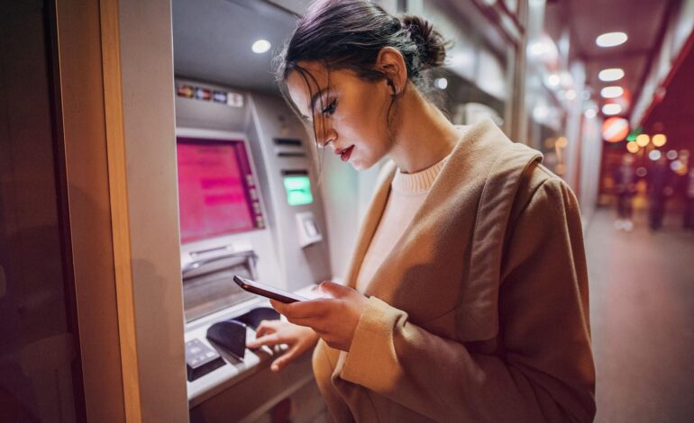 La banca debe modernizar sus sistemas core sin perder décadas de conocimiento de negocio: Minsait