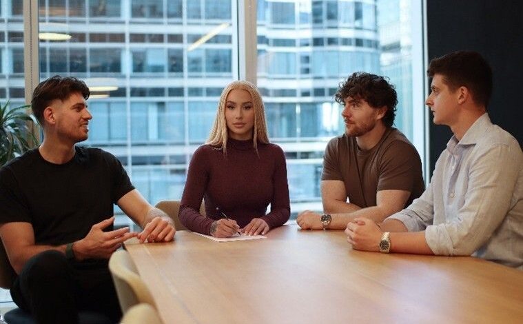 Iggy Azalea invierte en SHIFT, la empresa de IA detrás de Fanvue, referente en la economía de los creadores
