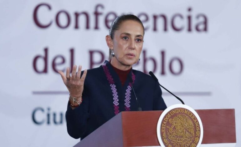 Rocha Moya se queda con licencia; Sheinbaum: “Es decisión de él”