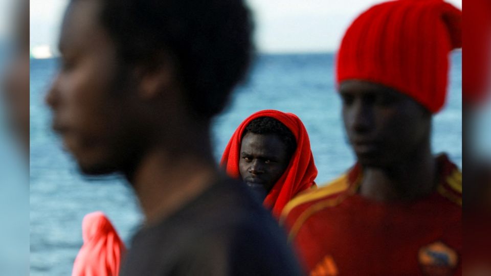 Fuerzas marroquíes impiden que 148 migrantes crucen la frontera con Ceuta