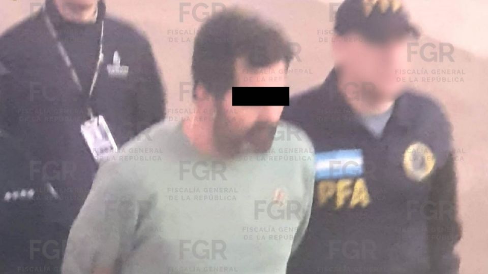 Ingresan al “Altiplano” a Fernando Farías, acusado de encabezar una red de “huachicol” fiscal en la Marina