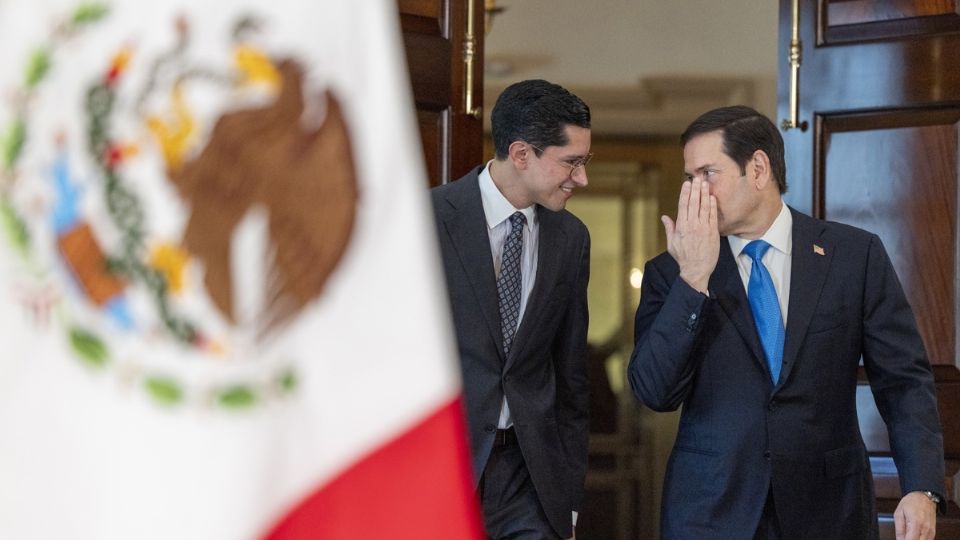 A puerta cerrada, Marco Rubio y Roberto Velasco abordan agenda bilateral en Washington