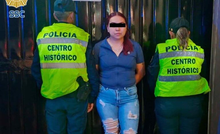 Detienen a mujer con 81 billetes falsos en la Cuauhtémoc