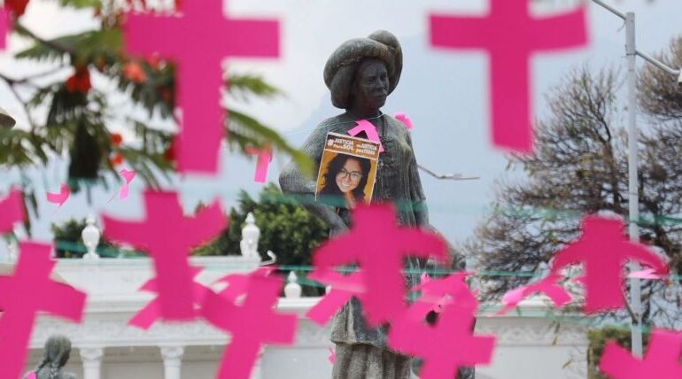 Informe revela que 58 fosas clandestinas en México se vinculan con feminicidios