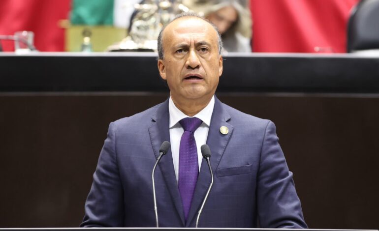 Impulsan iniciativa para que autoridades educativas erradiquen las novatadas en los centros escolares
