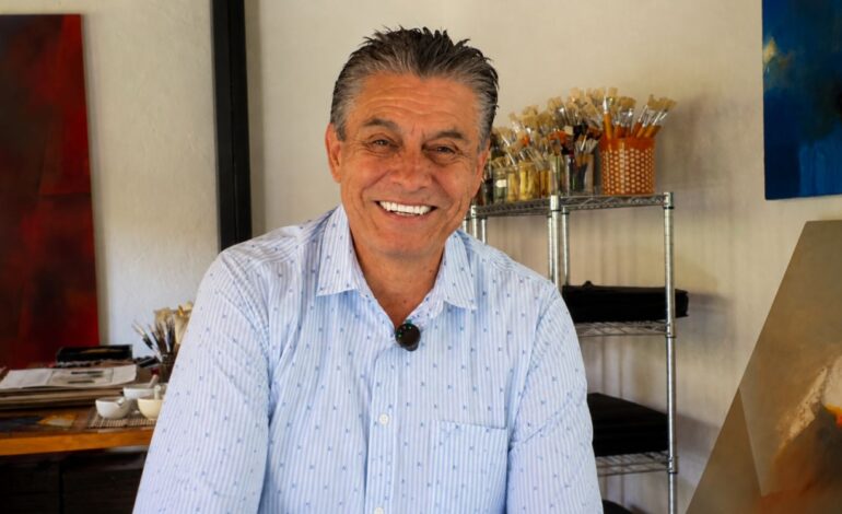 Después de 50 años de pintar, José Luis Bustamante cambia el lenguaje