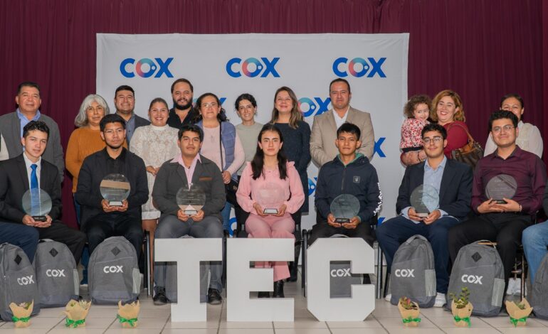 Entrega de becas Impulso STEM Puebla 22