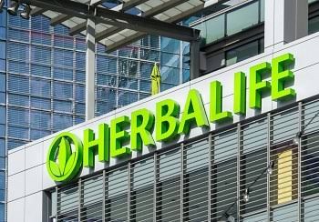 Herbalife anuncia transición planeada en la dirección general