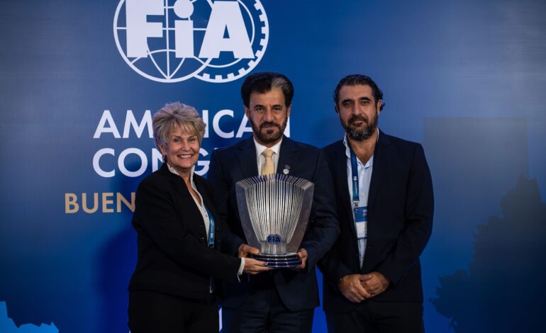 Fomentar el conocimiento, desarrollar el talento y crear carreteras más seguras: la Federación de Automovilismo de las Islas Caimán ha sido nombrada ganadora del premio José Abed de la FIA 2026