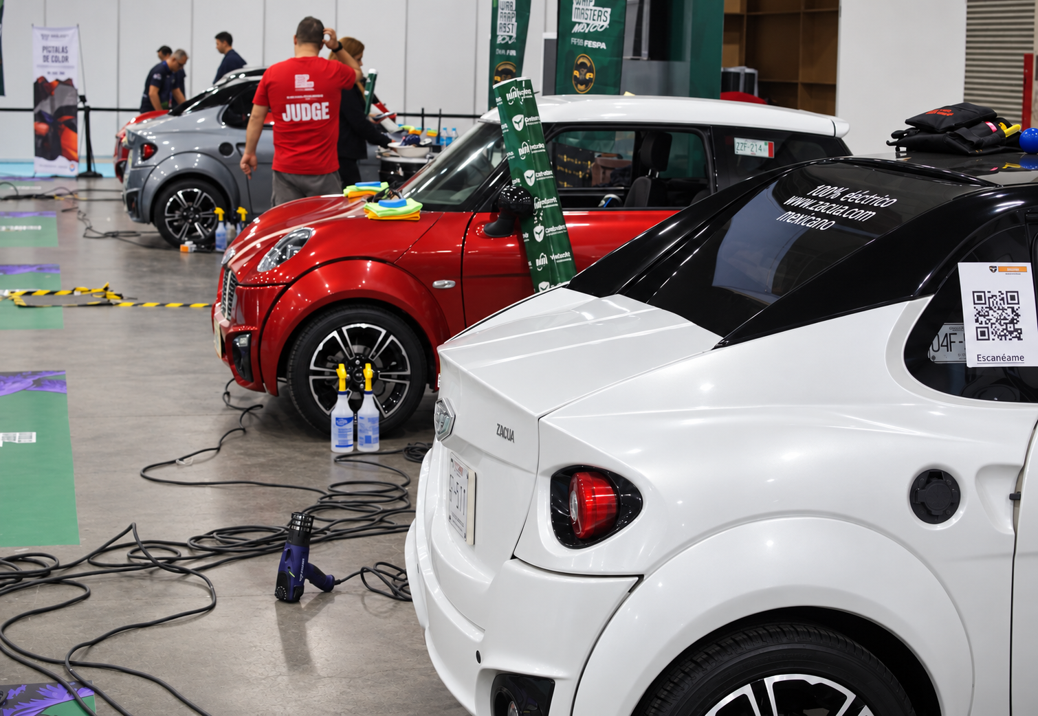 La marca mexicana de autos eléctricos ZACUA participó con gran éxito en la competencia World Wrap Masters en el marco de FESPA Mexico 2026