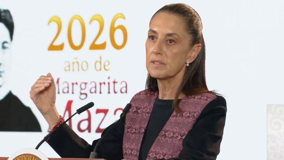 Sheinbaum niega abucheos en su contra durante evento en Colima y afirma que gritos de «fuera» eran para manifestantes