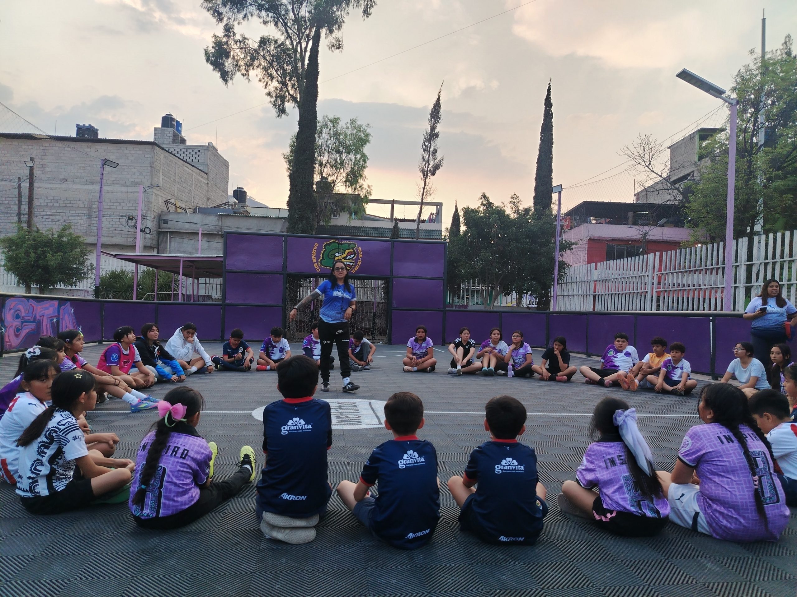 La paz cotidiana también necesita lugares de encuentro: love.fútbol