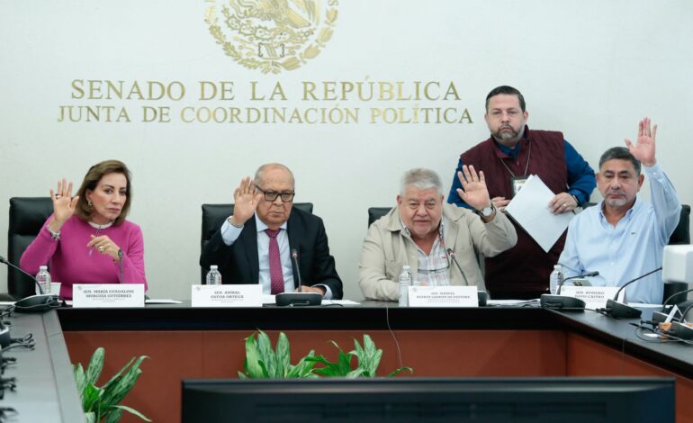 121026 Com Unidas Educacion y Estudios 2