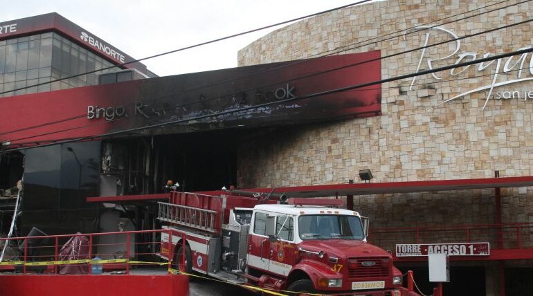 317678 casino peritos impreso 13 1000x428