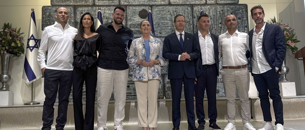 Israel galardona como ‘héroes’ a los 6 pasajeros que evitaron catástrofe en el vuelo Flydubai