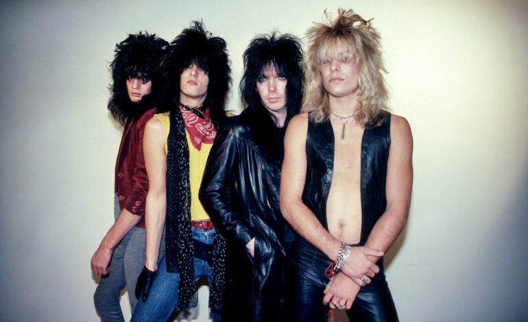 Mötley Crüe revive sus raíces con una edición especial de Too Fast For Love por su 45 aniversario