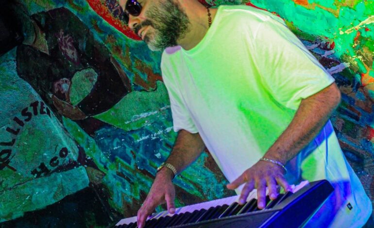Pacho López y la cumbia mestiza impulsan “parceros” con el sencillo “Qué Ska-Pasando” a nivel nacional