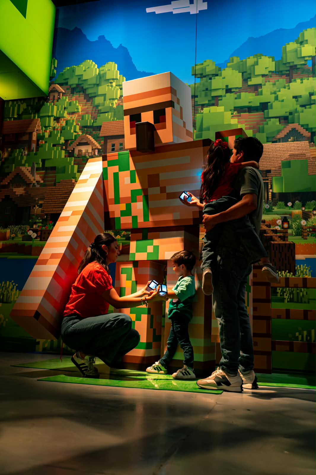 Más juegos, retos y premios: Minecraft Experience transforma la aventura con Family & Fun Nights