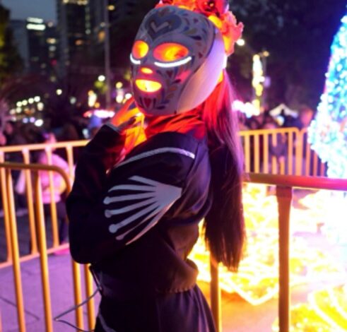 Del skincare al arte: Shark CryoGlow™ se transforma en catrina durante el desfile de Día de Muertos en CDMX